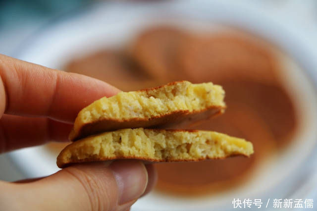 懒人|夏天就馋这懒人早餐，不加盐不加油，2分钟出锅，比蛋糕还好吃