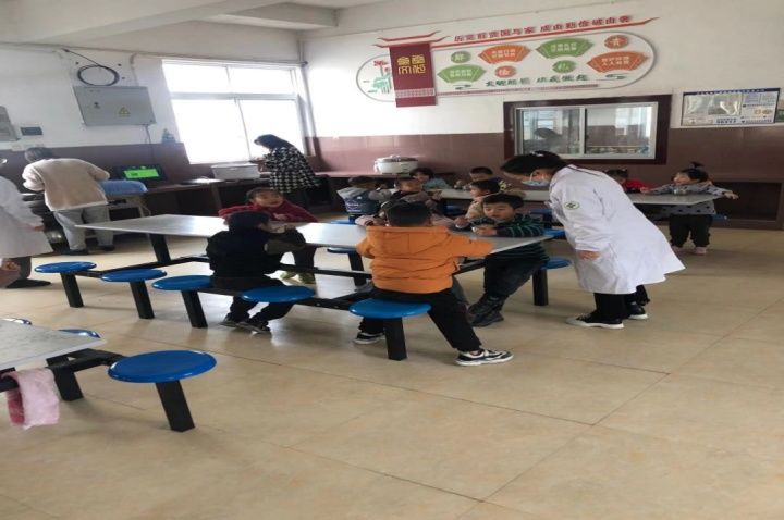 淳安|淳安宋村严抓病毒防控与饮食安全,手把手教孩子做好个人防护