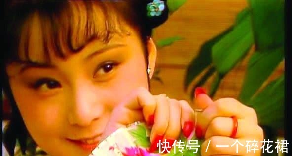 晴雯|晴雯为什么没有花袭人吃的开,因为袭人的朋党贾府遍地都是!