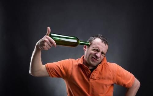 服用降压药|总说血压高,医生忠告:只要没超过标准值就不算高,不用担心