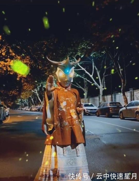 炭治郎|COSPLAY日常“翻车”现场,祢豆子壮到没朋友,奥特曼也爱中国风