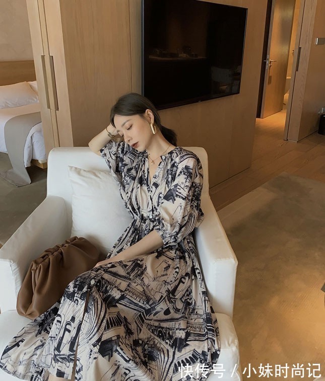 风情|今夏最撩人的油画连衣裙,法式浪漫风情更为温婉儒雅
