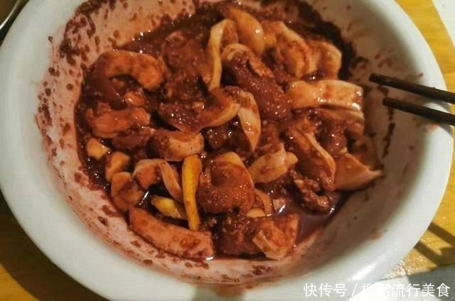 解馋|天冷了,用五花肉做道快手美食,简单蒸熟好吃又解馋,家人都喜欢