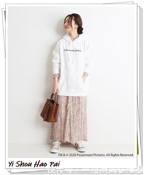 卫衣怎么搭配下装才合适15种增强女人味的轻熟穿搭案例