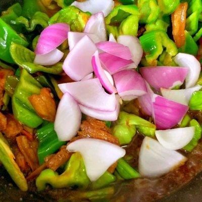 洋葱|爱死这道家常下饭菜~辣椒炒肉~好吃到跺脚