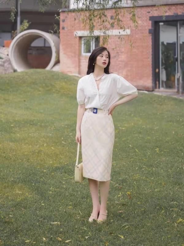 为啥你总穿得像路人？不会正确利用“白衬衫”，一切心思都白费