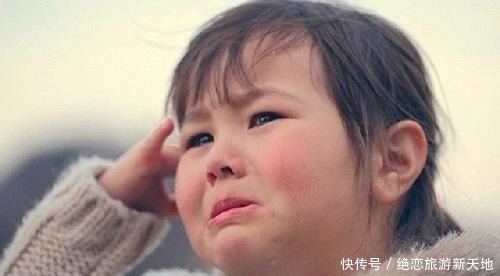 在你身边|6岁女儿总是躲着爸爸,宝妈感到异常,询问孩子后才知原因