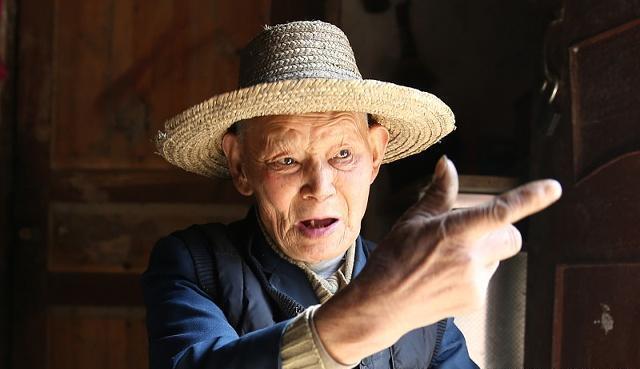 烟草|“寿命长”的男性，晨起后有4个表现，若你如此，恭喜有长寿潜质