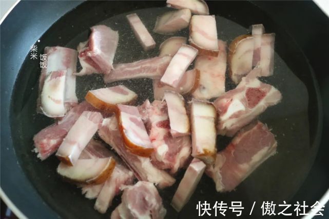 排骨|这汤太鲜了，三种食材一锅炖，不放一粒盐，现在喝正当时