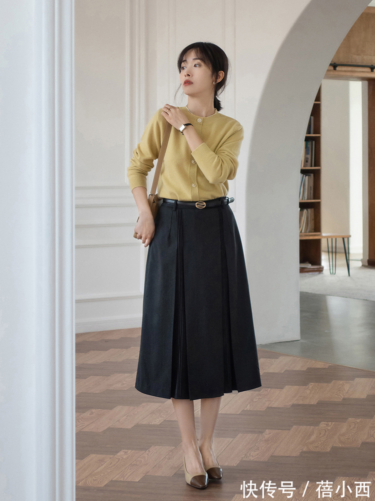 半裙 40岁的女人试试“羊毛衫+半身裙”,学她这样穿,遇见更美的自己