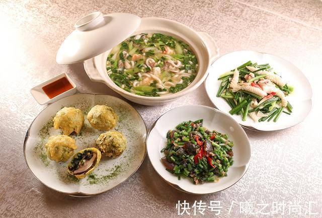 酥炸粉|做韭菜，有人包饺子，有人蒸包子，大厨：都不香！这才是正确做法