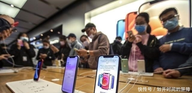 上演|戏剧性一幕上演！苹果正式宣布，iPhone 12这次“翻车了”