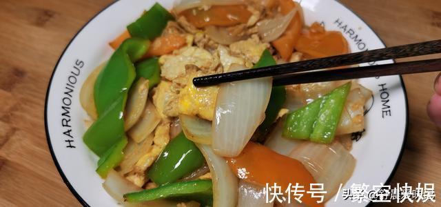 家常菜|洋葱炒蛋，地道家常菜，下锅顺序很重要，这样做，看着就有食欲