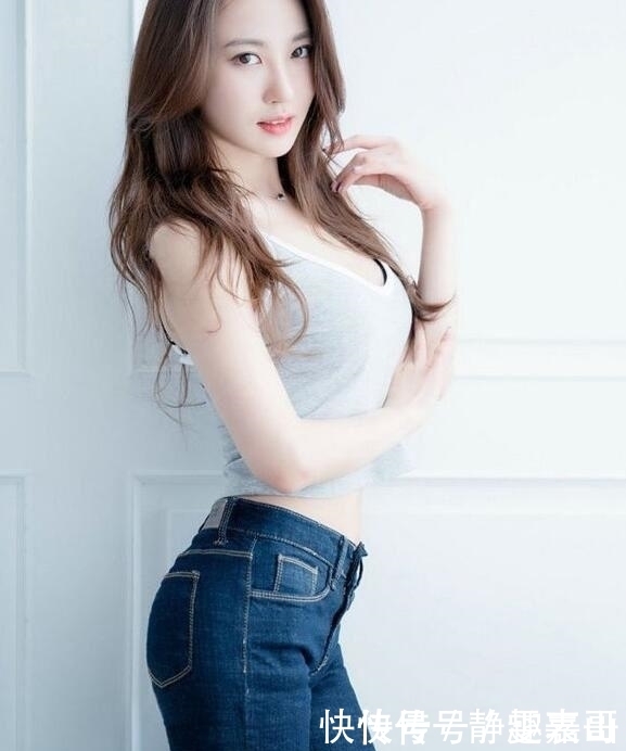 温婉清丽牛仔裤美女,轻松穿出女神范