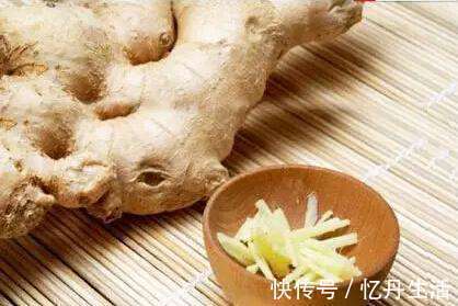 枸杞枸杞子|生姜和此物泡水喝，体内湿气没了，头发茂密，面色越来越红润