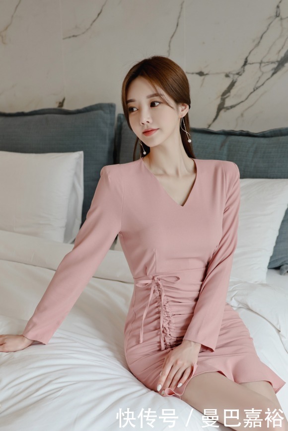 水瓷|晴天美图:孙允珠,蜜桃水瓷波浪层叠婉约连衣裙