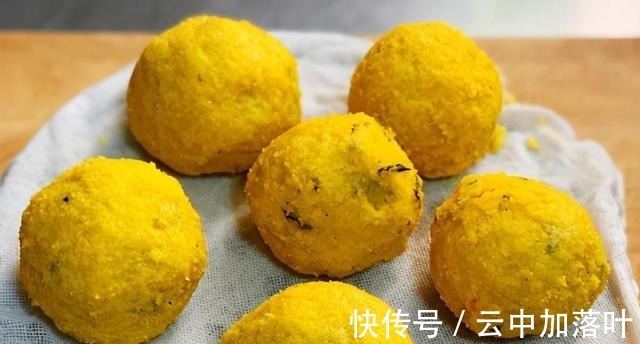 好吃|最近我家迷上这面食，隔三差五准吃一次，10分钟出锅，营养又好吃！