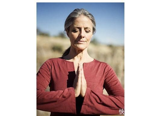 血糖生成指数|清晨绝不能吃四种食物,容易使血糖波动,如何控制高血糖呢