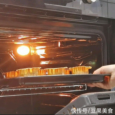 万圣节女巫的帽子蛋糕这么做最好吃,一般人我不告诉他