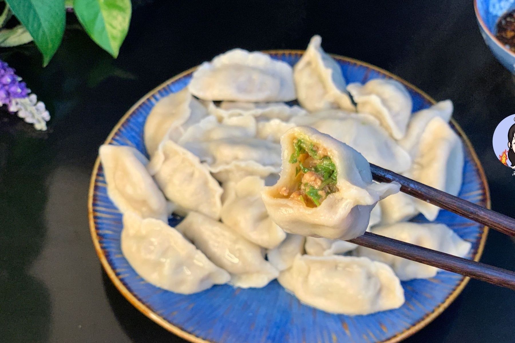 秋天吃饺子，韭菜芹菜都不如这个馅，2块钱一把，鲜香味美特好吃