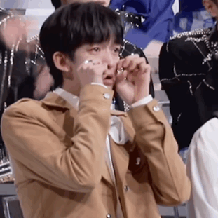 連拿33個熱搜，這檔綜藝憑什么能讓人民日報專門撰文表揚？