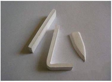 鼻部整形真的安全吗？假体隆鼻材料硅胶和膨体哪个更自然持久？