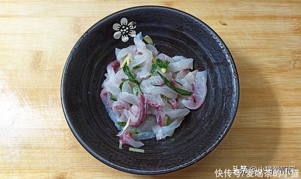 姜汁鱼条|教你“姜汁鱼肉”的做法，成菜口味清淡，味道鲜美好吃又解腻