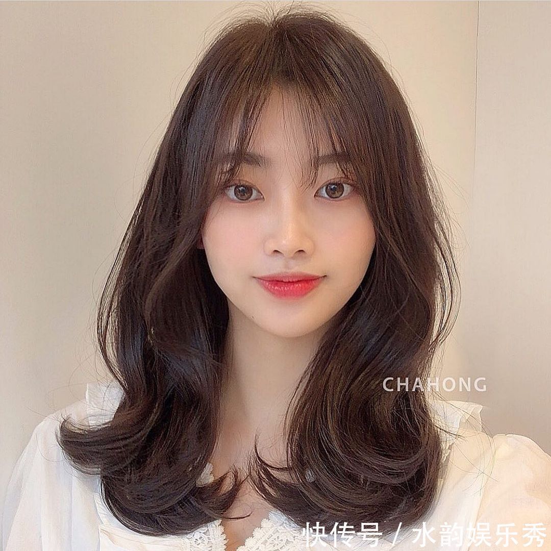 瘦脸|年底发型别瞎剪,最美发型21款送给大家,瘦脸时尚显气质