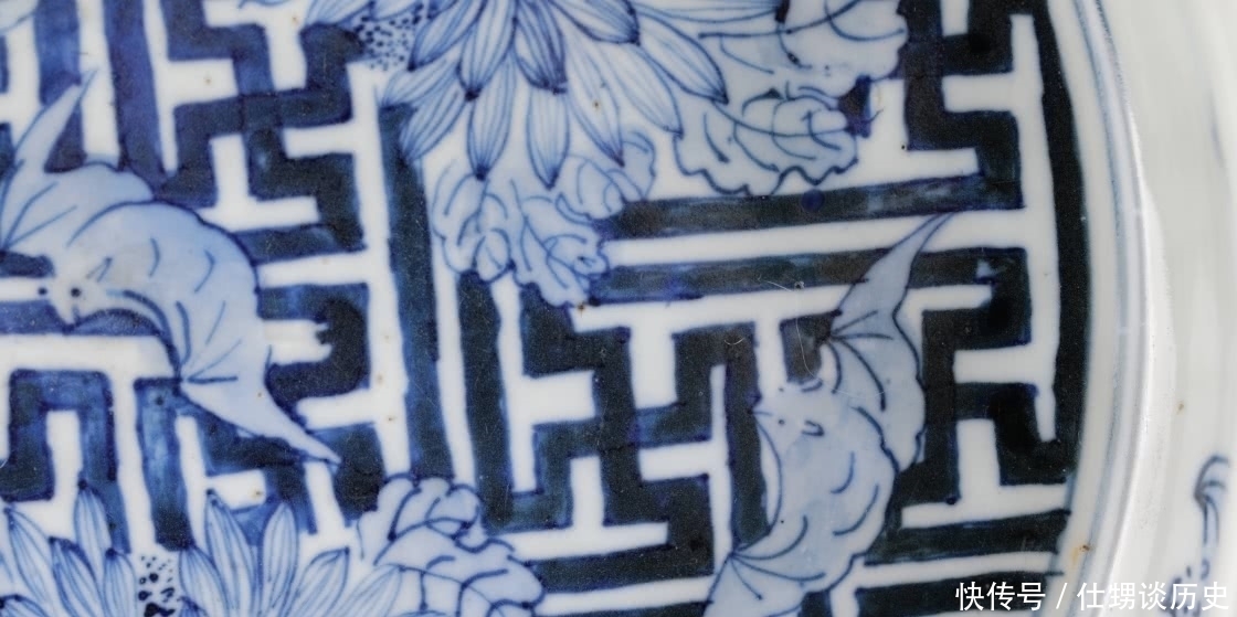 中期|清中期 青花兽耳云蝠万字花卉纹洗