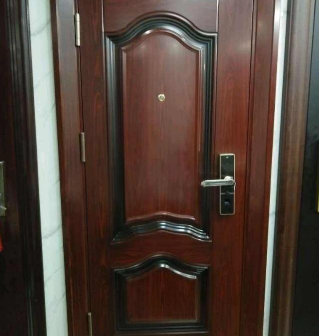 质量|开发商配套的房门要换掉吗很多人开始纠结,最终大部分还是做错