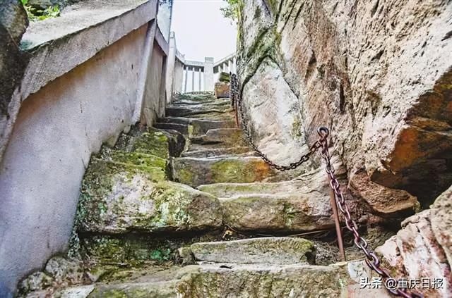 “长江盆景”石宝寨|打卡巴渝美景 | 石宝寨