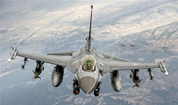 希腊空军|土耳其空军战机再次冒险，逼近希腊防长专机，爱琴海上演激烈交锋