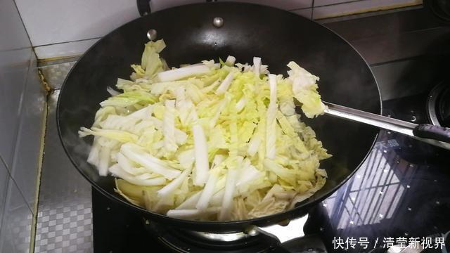 冻豆腐|日本人很喜欢吃的菜,我国也有,但很少人吃,含钙量比牛奶高!