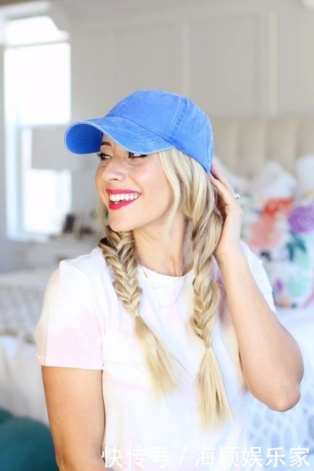 老帽|老帽造型总不变发型才是重点，配上辫发更个性