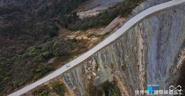 这段路|既壮观又惊险！重庆石柱山脊背上修出“刀片天路”