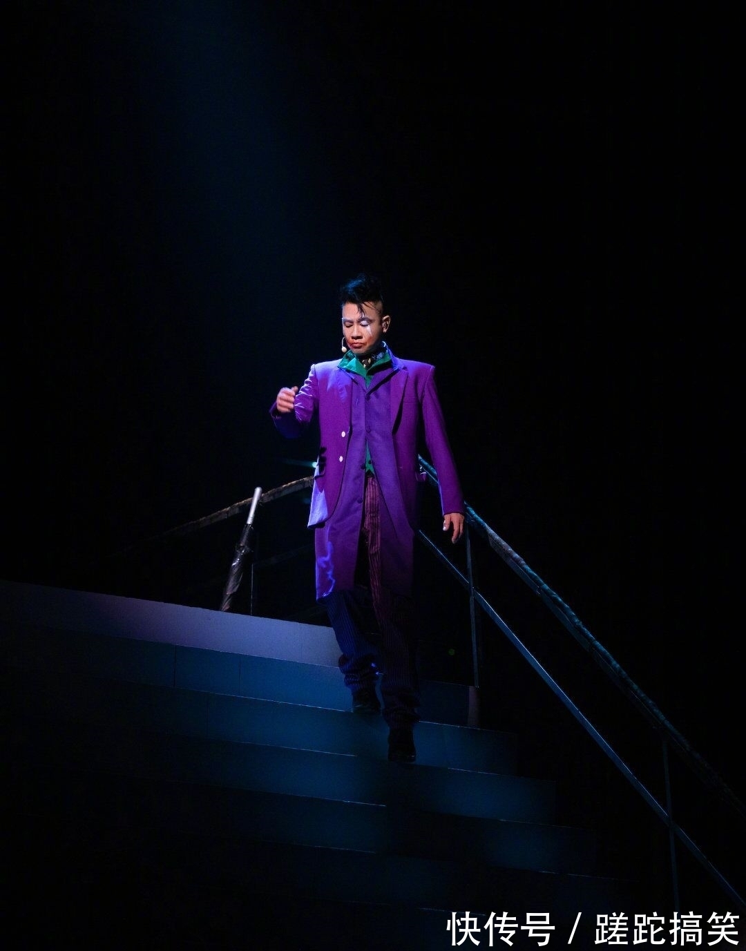 哥哥|陳小春個(gè)人戰(zhàn)排名第一,《哥哥》四公質(zhì)量高:顛覆式演唱太圈粉