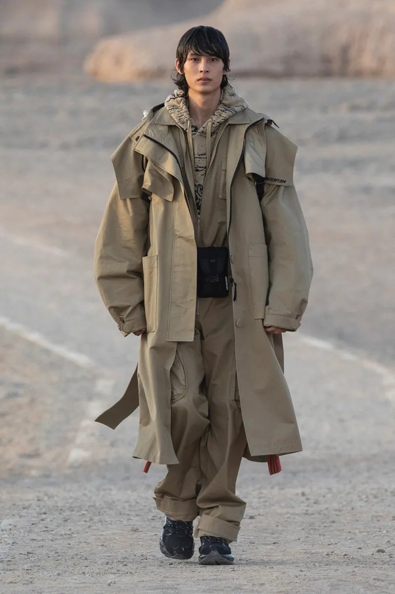 当运动鞋品牌认真做起衣服来，我再也忍不住了