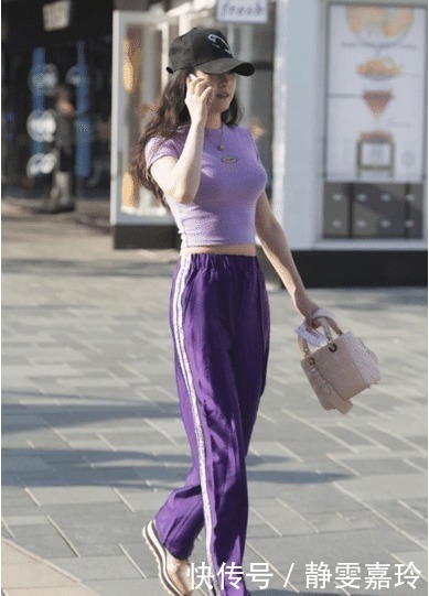 这是穿什么款的校服裤子色彩与版型过时了吧