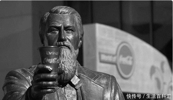 财富|他做菜忘关火,意外熬出一种黑汤汁,132年后给子孙带来千亿财富