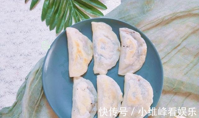小点心|糯米粉这样吃真过瘾,手不沾面,搅一搅,太香了,出锅就抢光