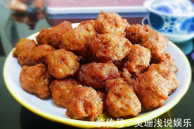 面粉|炸丸子时,切记直接加面粉!大厨教你这样做,丸子香酥又好吃