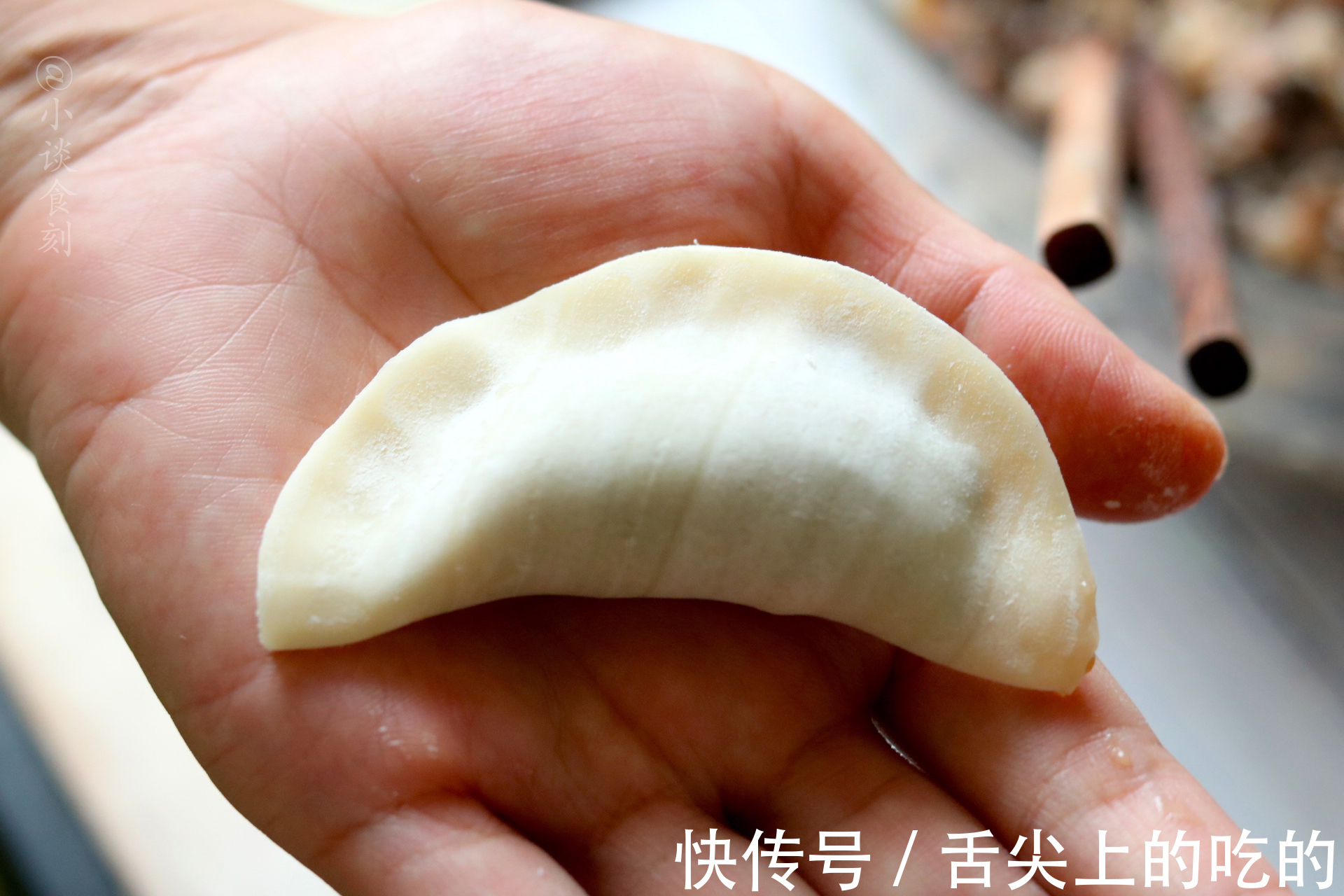 饺子|立秋将至，包饺子别用韭菜了，用此菜，滑嫩鲜美，比韭菜馅好吃