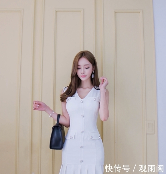 珍珠|女神孙允珠,微雪荧光立体镶嵌珍珠色衬裙