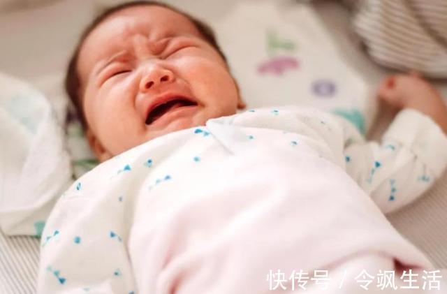 小宝宝|照顾100天内宝宝,妈妈要做好4件事,别影响了宝宝发育