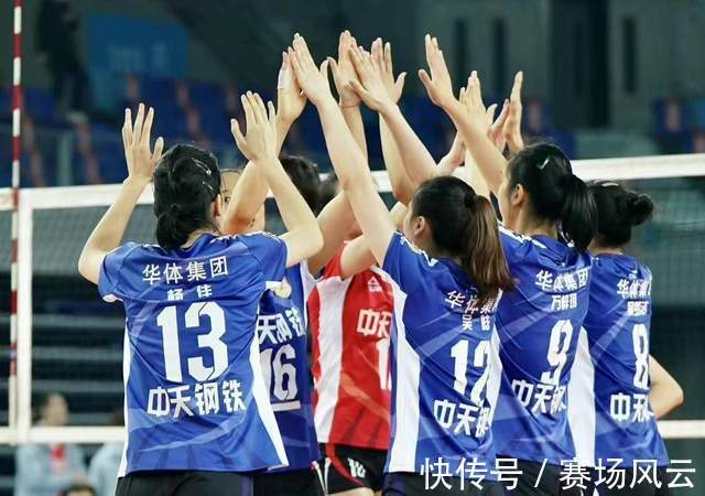 副攻|江苏女排打破外界质疑!龚翔宇扛起了队长重任,上海犯了2大错误