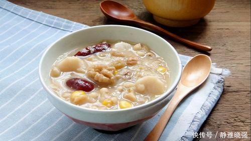 早餐和晚餐,应不应该吃燕麦加牛奶?为什么有人说热量大?别瞎吃