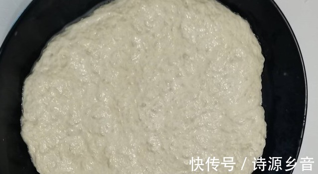 自制|这样制作凉皮，清水洗出面筋，蒸上就是凉皮，晒干就是粉皮干！