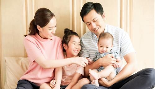 探索|新生儿有这些特征说明孩子天生聪明,家长偷着乐吧,记心里别忽视