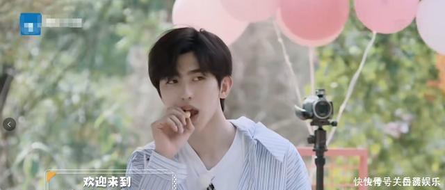 蔡徐坤|蔡徐坤《跑男》立吃货人设难道忘了迪丽热巴人设是怎么崩的吗