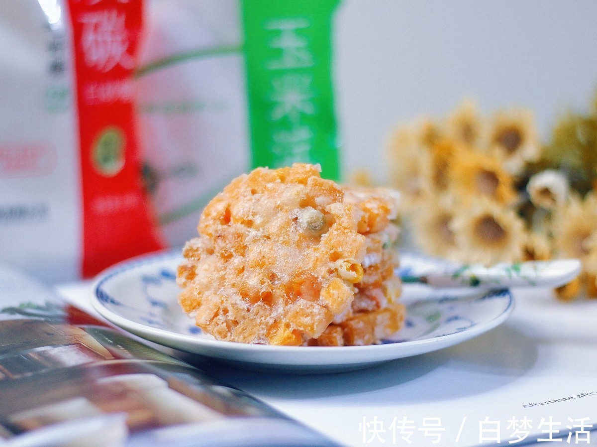 模具|红薯别总煮着吃，放入煎锅中烙一烙，外酥里嫩，太好吃了